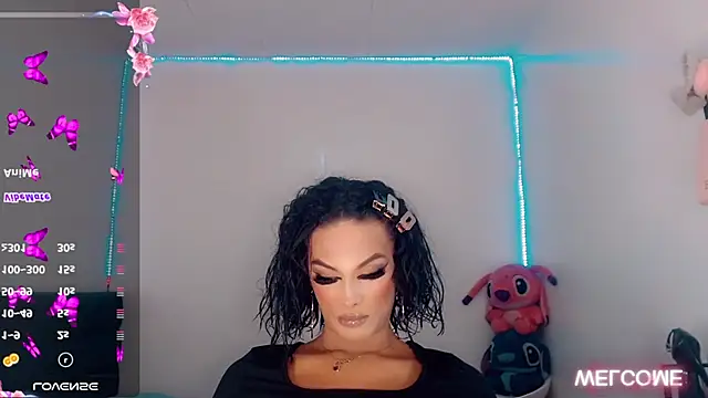 Snapshot of _Riannagarcia_ chatting on November 1, 2025, 3:19 am Riannagarcia online show from November 1, 2025, 3:19 am