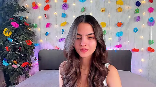 Milana Crystal  online show from March 16, 2026, 8:18 am