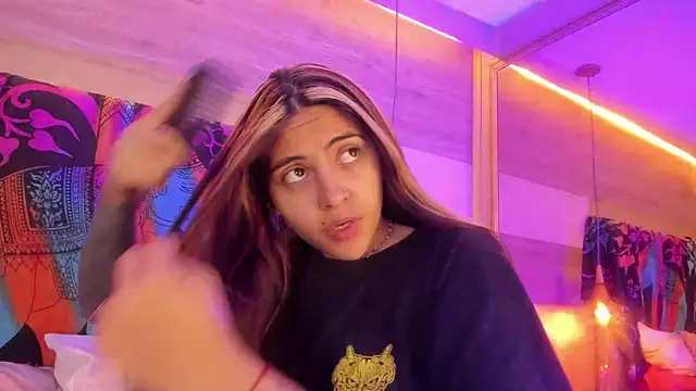 Cori Paige online show from April 10, 2026, 4:06 am