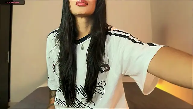 Dannawells online show from November 29, 2025, 7:50 pm