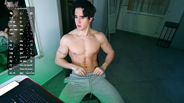 ChristianLevine  online show from February 12, 2026, 6:14 pm