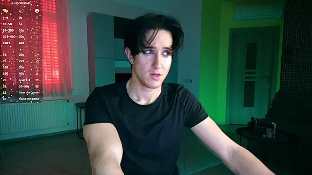 Snapshot of ChristianLevine_ chatting on May 8, 2026, 8:19 am ChristianLevine online show from May 8, 2026, 8:19 am