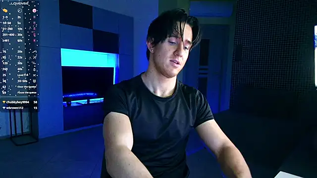 Snapshot of ChristianLevine_ chatting on May 16, 2026, 8:00 am ChristianLevine online show from May 16, 2026, 8:00 am