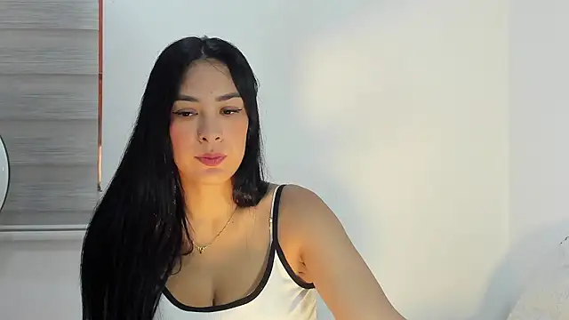 bella hadid1  online show from March 1, 2026, 7:49 pm