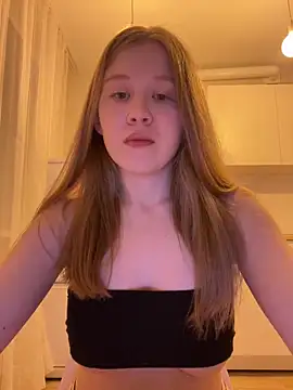 Eva Weyne online show from March 18, 2026, 8:45 pm