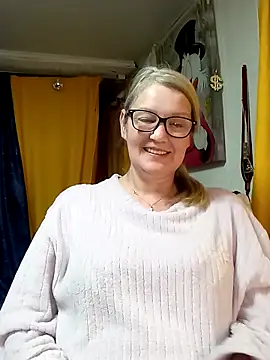 irinamaux online show from March 25, 2026, 3:56 am