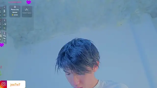 Levii Ackermann online show from April 8, 2026, 6:41 pm