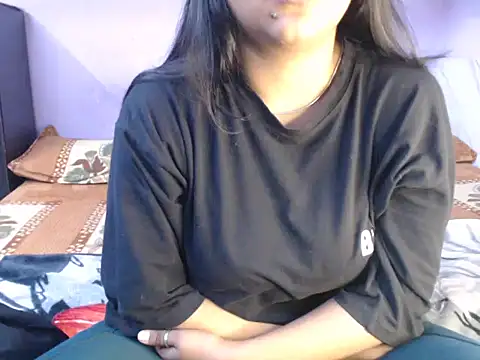 Freya nia online show from December 27, 2024, 1:07 pm