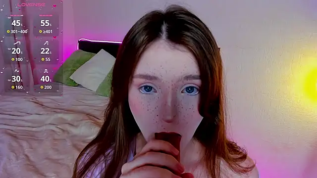 Snapshot of lexxxxxxi chatting on October 26, 2025, 6:14 pm lexxxxxxi online show from October 26, 2025, 6:14 pm