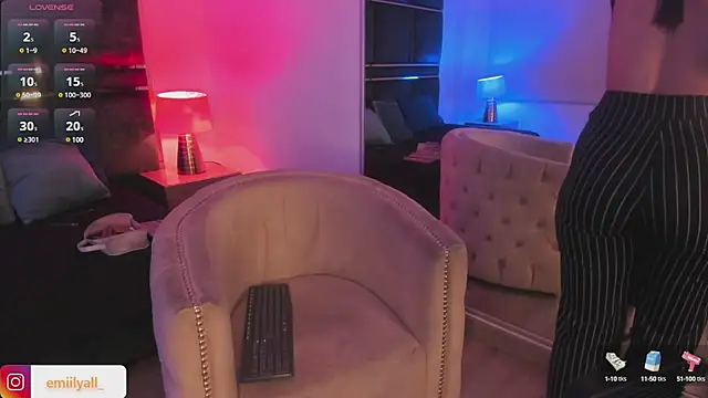 EmilyAllen  online show from March 1, 2025, 4:26 am