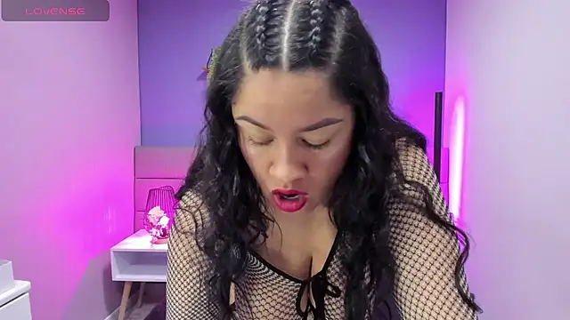 Alicebrooks  online show from December 30, 2024, 12:09 pm