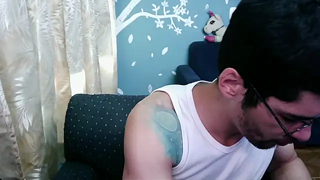 ponzothc online show from October 19, 2025, 9:37 pm