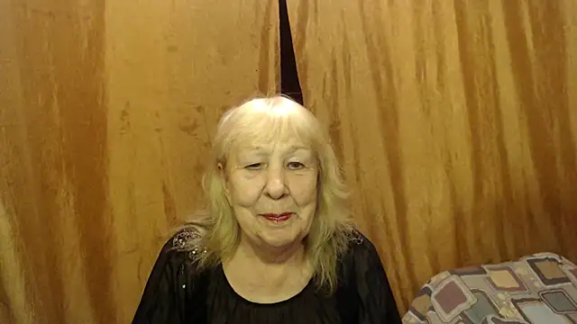  Estelitta 5 online show from December 18, 2024, 11:19 pm