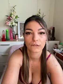 Snapshot of La_Nebulleuse-Nebulla chatting on May 2, 2026, 11:04 am La Nebulleuse-Nebulla online show from May 2, 2026, 11:04 am