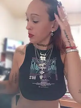 Snapshot of Zorrita_Fox chatting on April 22, 2026, 5:25 pm Zorrita Fox online show from April 22, 2026, 5:25 pm