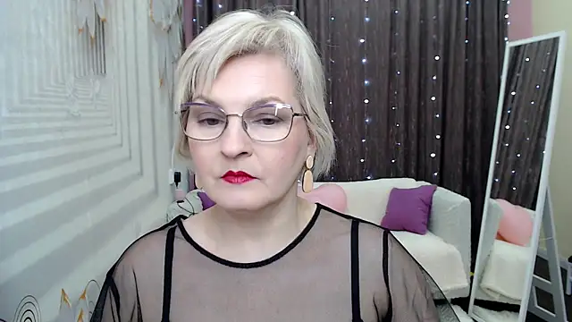 BlondeBrilliant7 online show from January 23, 2025, 6:17 am
