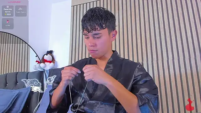 Angel esteban fx online show from March 13, 2026, 8:04 pm