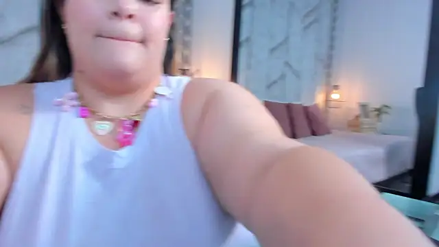 Snapshot of Sara_Thompsoon chatting on February 23, 2026, 11:29 am Sara Thompsoon online show from February 23, 2026, 11:29 am