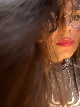 Snapshot of Juanelopez1 chatting on September 27, 2025, 3:22 am Juanelopez1 online show from September 27, 2025, 3:22 am