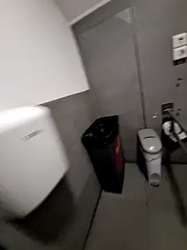 Snapshot of SexyErola27 chatting on December 2, 2024, 2:19 pm SexyErola27 online show from December 2, 2024, 2:19 pm