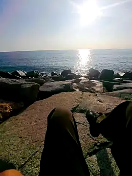 Snapshot of SexyErola27 chatting on February 6, 2025, 9:00 am SexyErola27 online show from February 6, 2025, 9:00 am