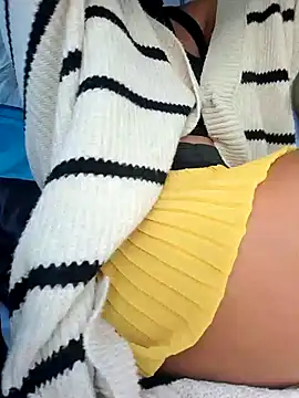 Snapshot of SexyErola27 chatting on February 6, 2025, 3:09 pm SexyErola27 online show from February 6, 2025, 3:09 pm