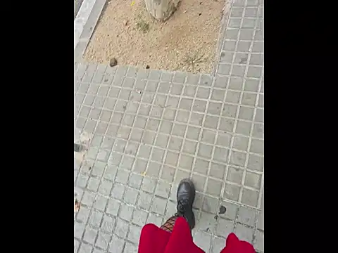 Snapshot of SexyErola27 chatting on September 28, 2025, 9:25 am SexyErola27 online show from September 28, 2025, 9:25 am