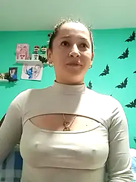 emilypoppy3 online show from December 11, 2024, 3:02 am