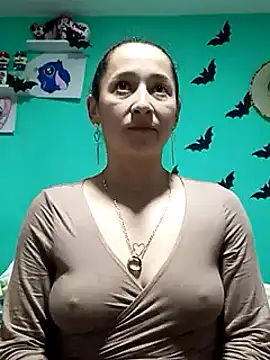 emilypoppy3 online show from January 9, 2025, 8:11 pm