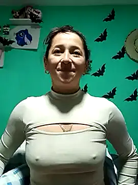 emilypoppy3 online show from January 15, 2025, 5:26 pm