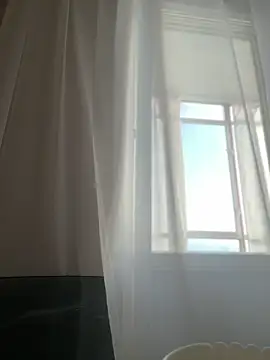 NewLale online show from October 25, 2025, 2:52 am