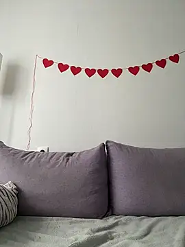 NewLale online show from February 15, 2026, 3:03 am