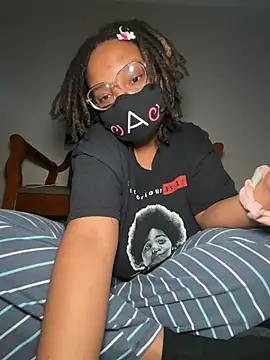 SamiTsunami online show from February 2, 2025, 1:41 pm