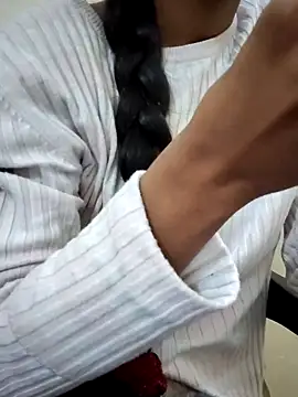 Snapshot of Kumkum_36 chatting on January 28, 2025, 8:04 am Kumkum 36 online show from January 28, 2025, 8:04 am