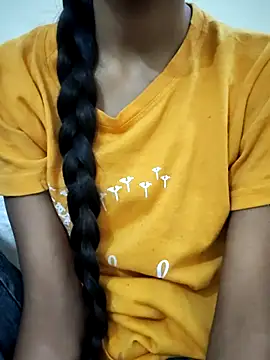 Snapshot of Kumkum_36 chatting on January 30, 2025, 7:18 am Kumkum 36 online show from January 30, 2025, 7:18 am