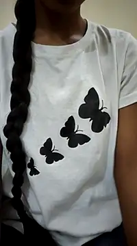 Snapshot of Kumkum_36 chatting on February 5, 2025, 4:59 am Kumkum 36 online show from February 5, 2025, 4:59 am