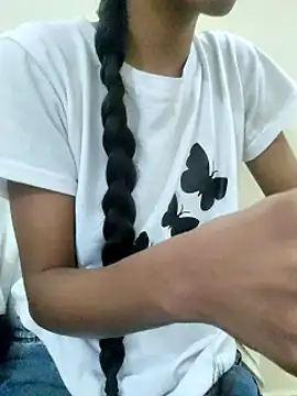 Snapshot of Kumkum_36 chatting on February 5, 2025, 8:00 am Kumkum 36 online show from February 5, 2025, 8:00 am