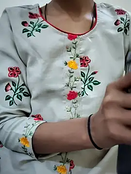 Snapshot of Kumkum_36 chatting on February 9, 2025, 4:14 am Kumkum 36 online show from February 9, 2025, 4:14 am