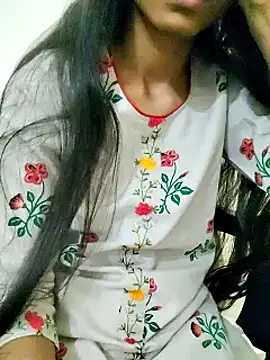 Snapshot of Kumkum_36 chatting on February 9, 2025, 7:16 am Kumkum 36 online show from February 9, 2025, 7:16 am