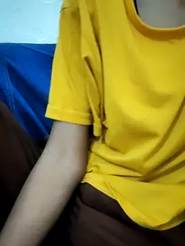 Snapshot of Kumkum_36 chatting on February 20, 2025, 7:55 am Kumkum 36 online show from February 20, 2025, 7:55 am