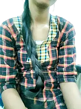 Snapshot of Kumkum_36 chatting on February 22, 2025, 11:35 am Kumkum 36 online show from February 22, 2025, 11:35 am