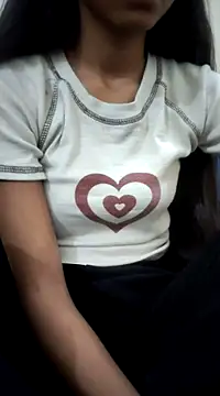 Snapshot of Kumkum_36 chatting on February 24, 2025, 7:55 am Kumkum 36 online show from February 24, 2025, 7:55 am