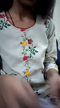 Snapshot of Kumkum_36 chatting on March 6, 2025, 4:52 am Kumkum 36 online show from March 6, 2025, 4:52 am