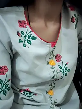 Snapshot of Kumkum_36 chatting on March 6, 2025, 7:57 am Kumkum 36 online show from March 6, 2025, 7:57 am