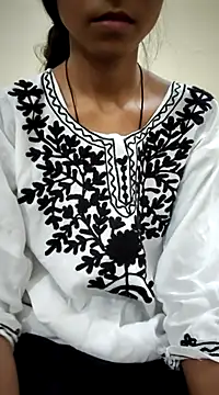 Snapshot of Kumkum_36 chatting on March 8, 2025, 4:56 am Kumkum 36 online show from March 8, 2025, 4:56 am