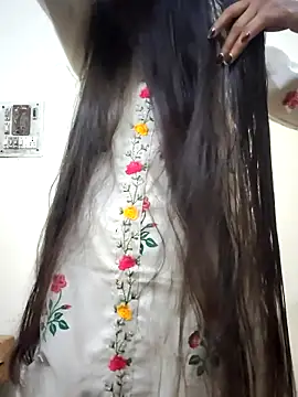 Snapshot of Kumkum_36 chatting on March 9, 2025, 8:29 am Kumkum 36 online show from March 9, 2025, 8:29 am