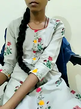 Snapshot of Kumkum_36 chatting on March 11, 2025, 10:51 am Kumkum 36 online show from March 11, 2025, 10:51 am