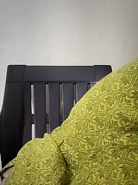 Snapshot of Kumkum_36 chatting on March 16, 2025, 5:03 am Kumkum 36 online show from March 16, 2025, 5:03 am