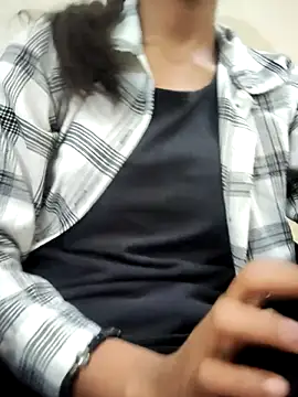 Snapshot of Kumkum_36 chatting on March 20, 2025, 8:31 am Kumkum 36 online show from March 20, 2025, 8:31 am