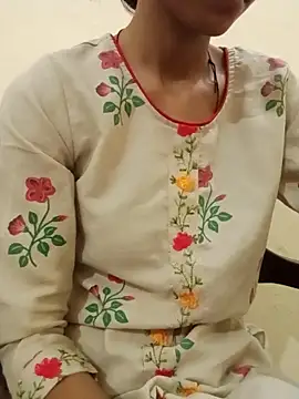 Snapshot of Kumkum_36 chatting on September 25, 2025, 5:11 am Kumkum 36 online show from September 25, 2025, 5:11 am